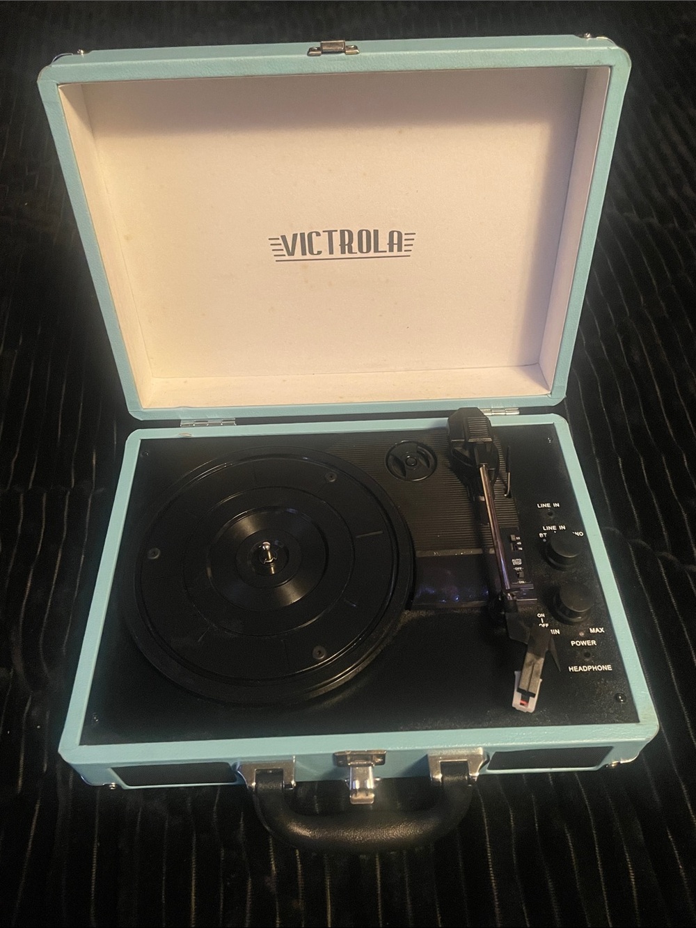Victrola Portable Record Player Turntable in Light Blue